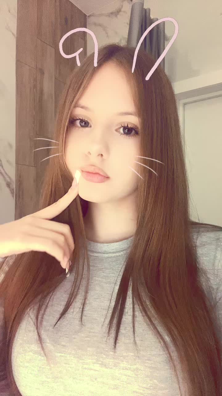 @никааа👅