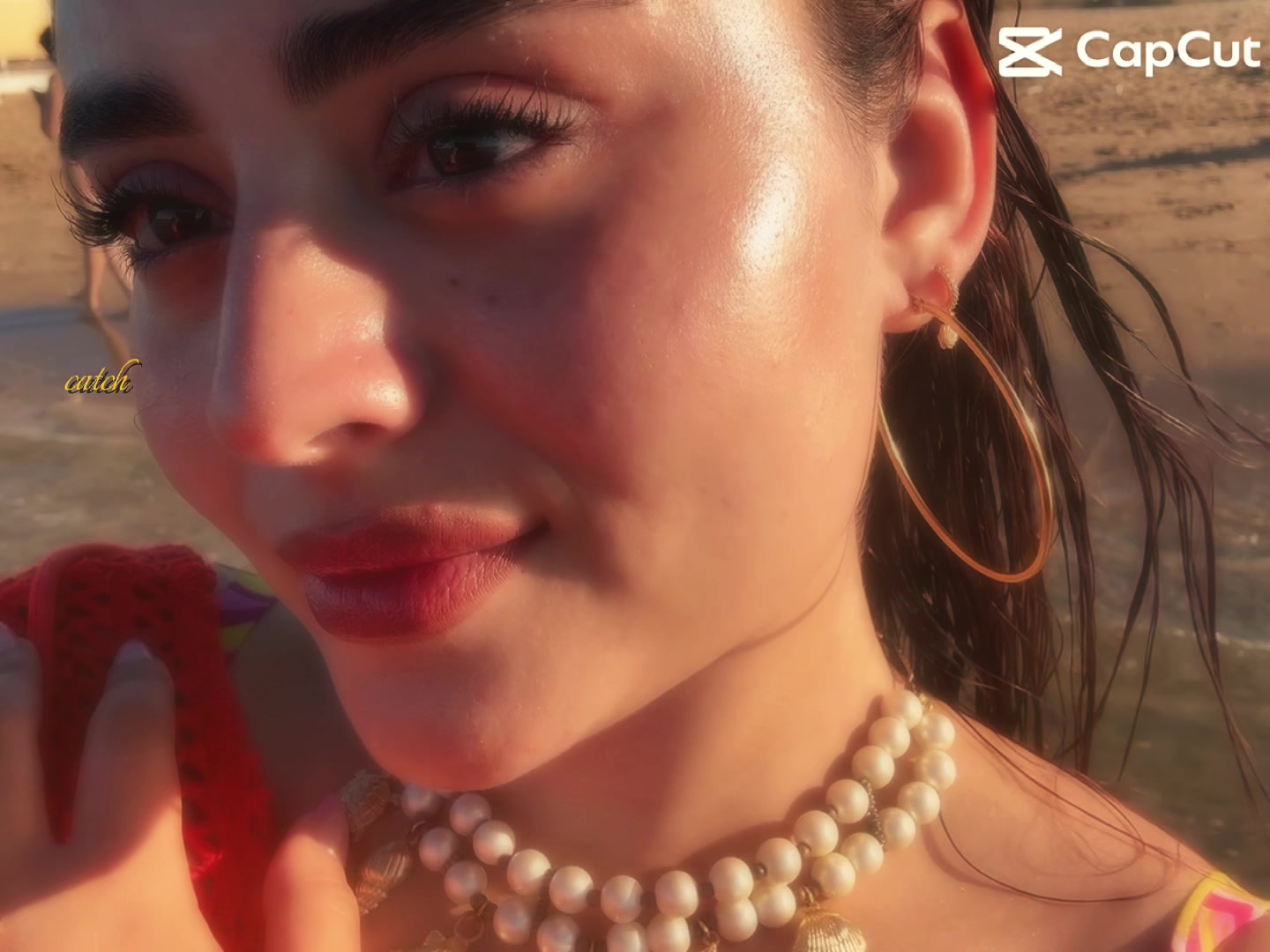 @Mina 🦂🇹🇳🇨🇭