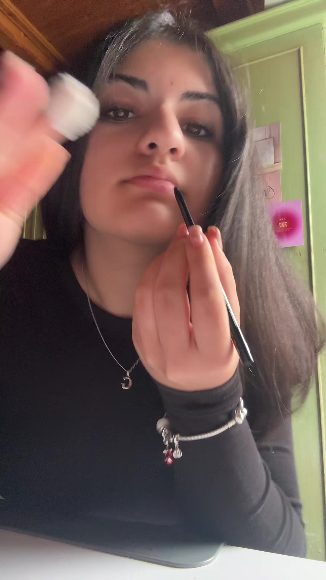 @↻
