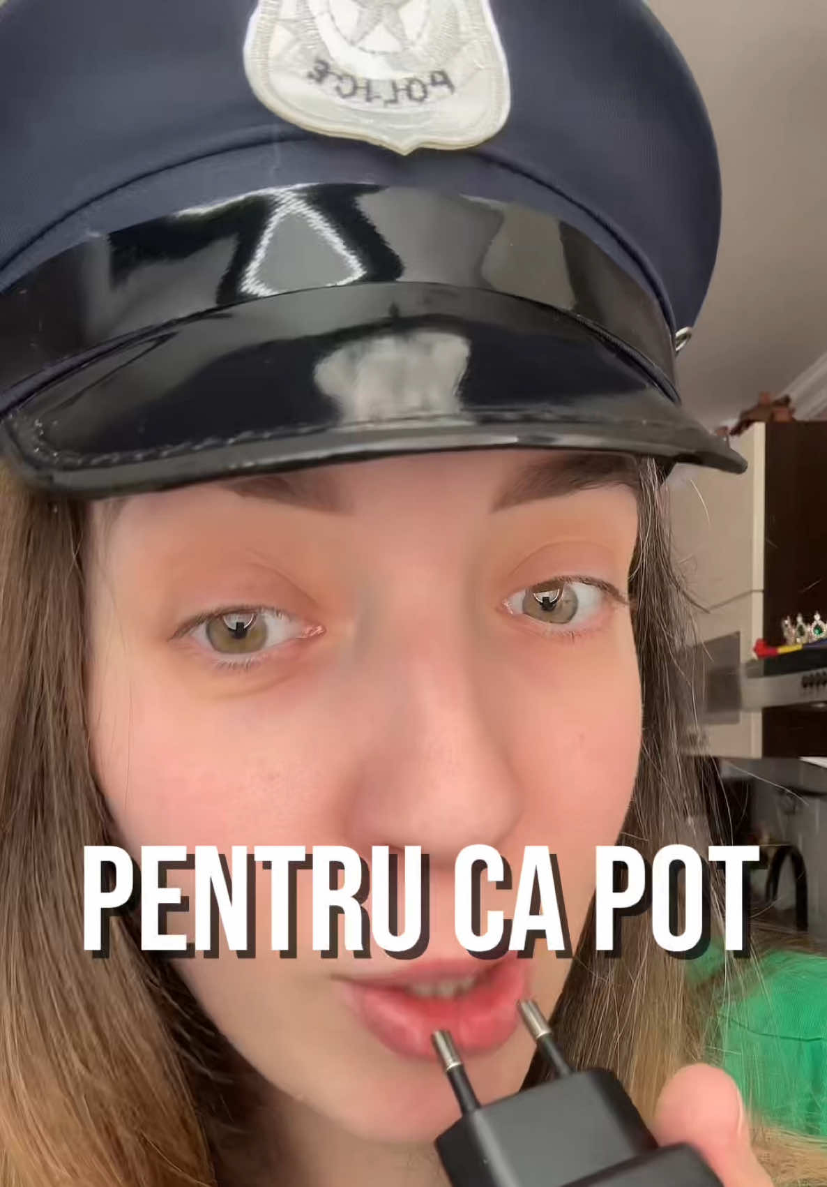 @Maria Burlacu