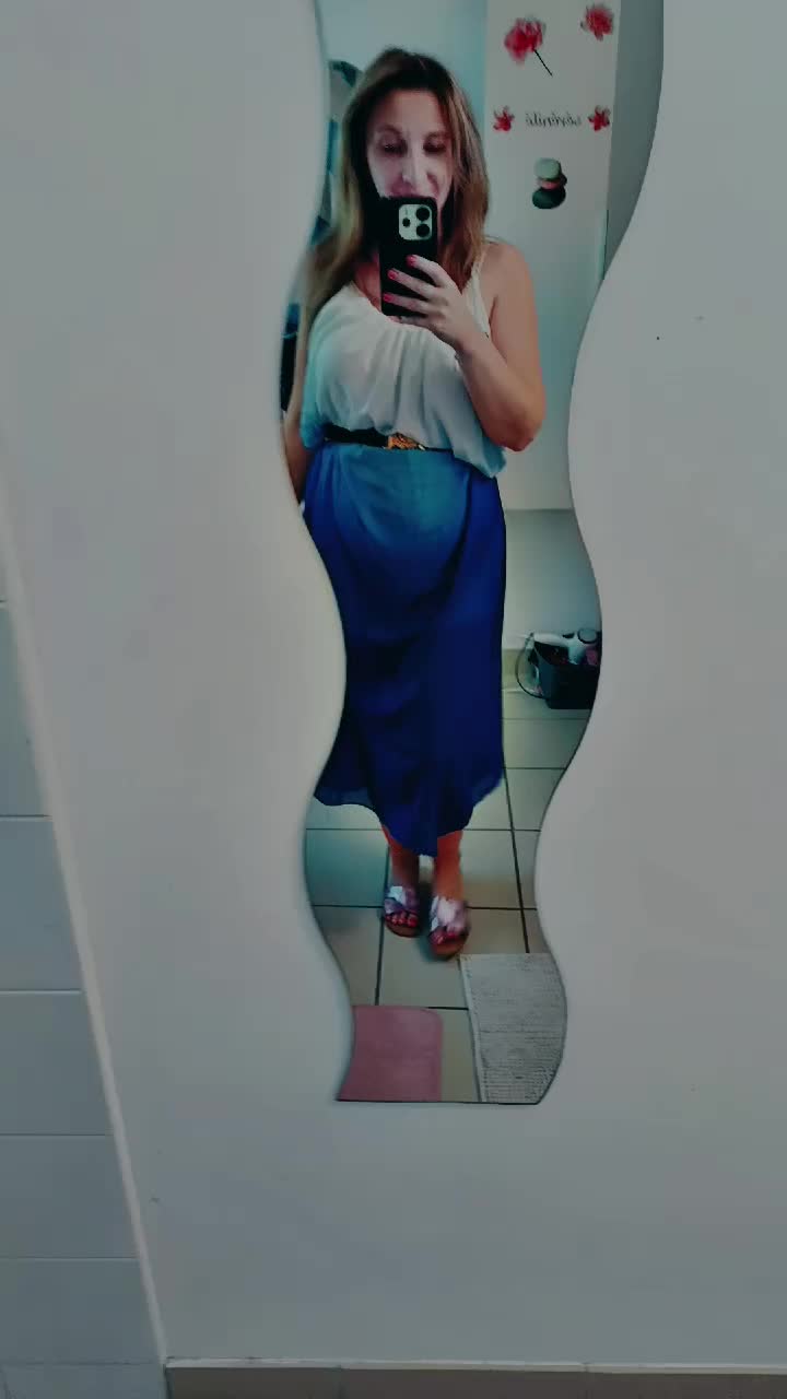 @𝓢𝓪𝓷𝓭𝔂 𓆩დ𓆪 ⋆