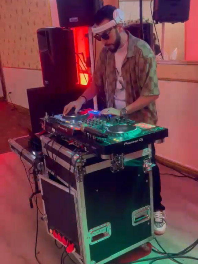 @R A S T T A ๐ชญS E V l L L A