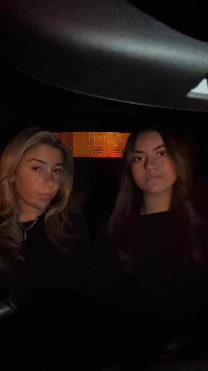 @Ella