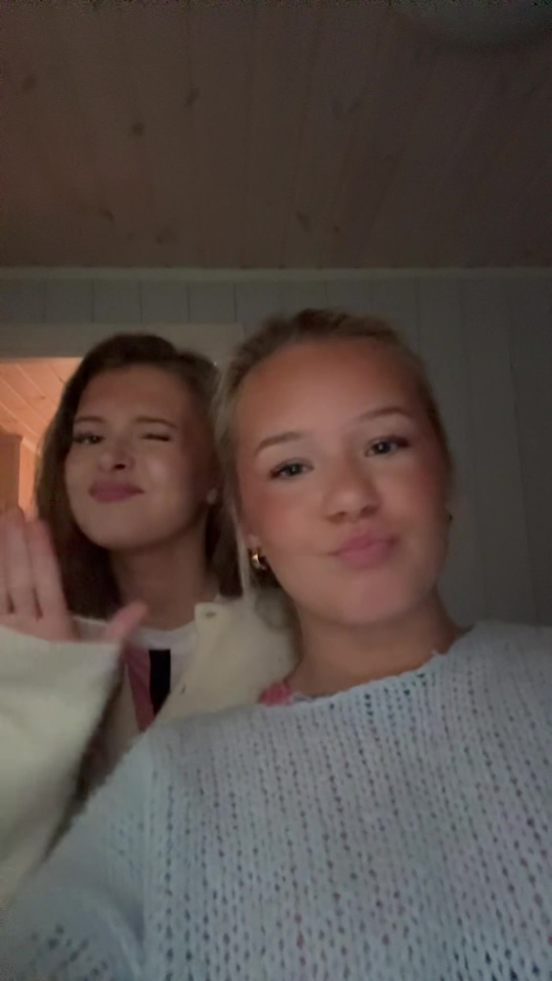 @maxineahlsennn