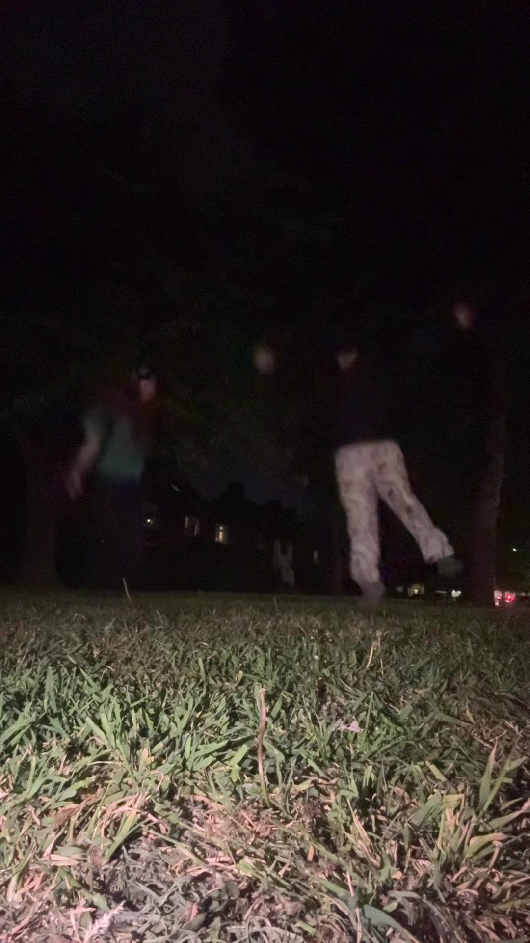 @𝘭𝘶 ≽(-⩊-マ≼