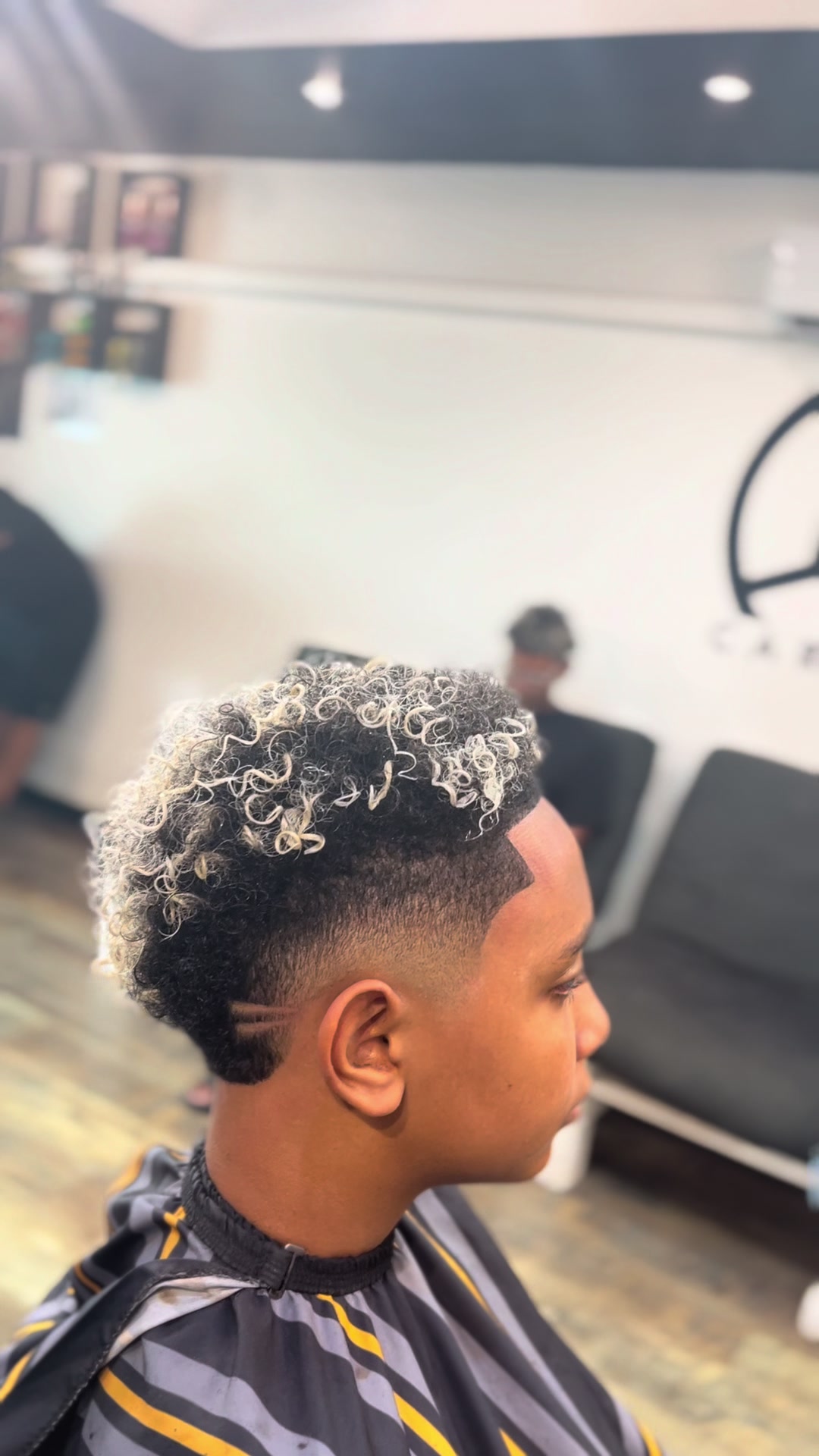 @CARBOZO COIFFURE