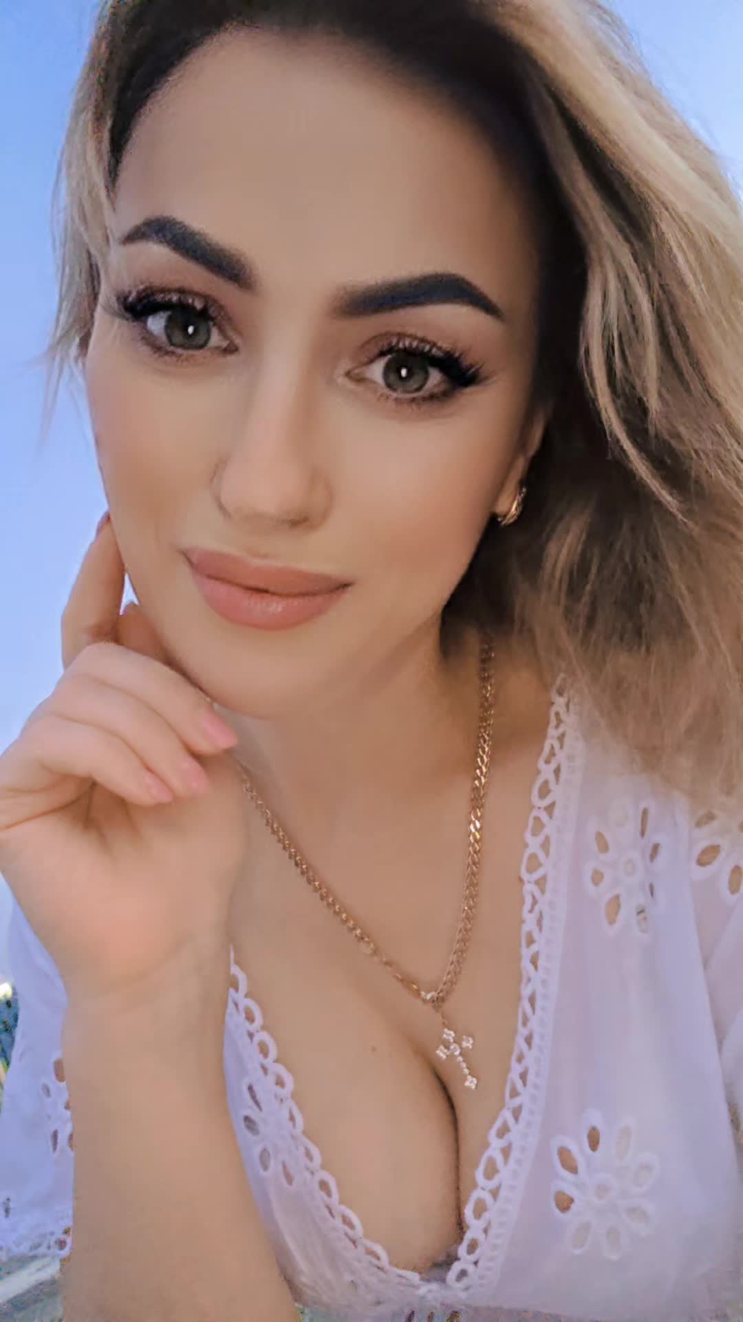 @Vict💍ria🌞