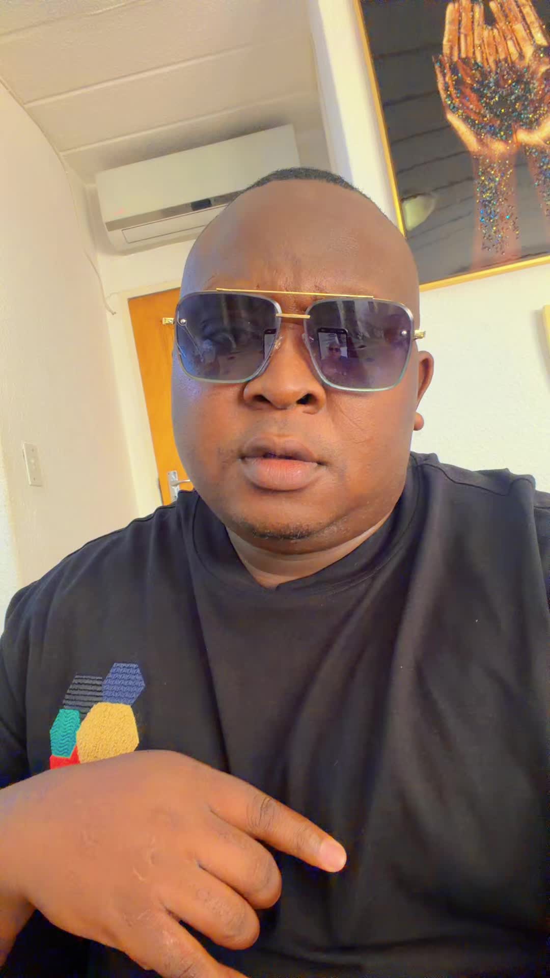 @meticozw21🇿🇼