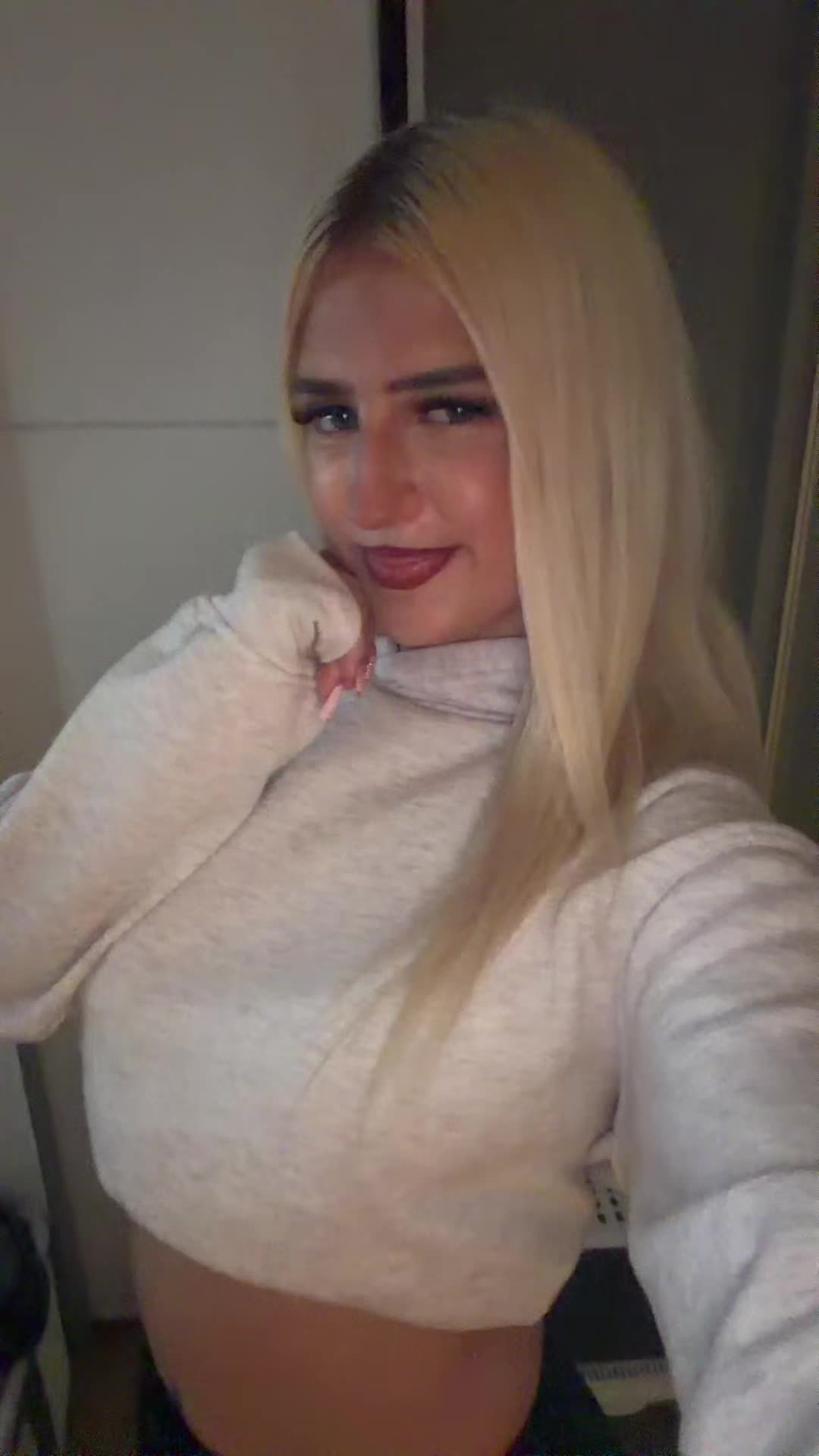 @🫠
