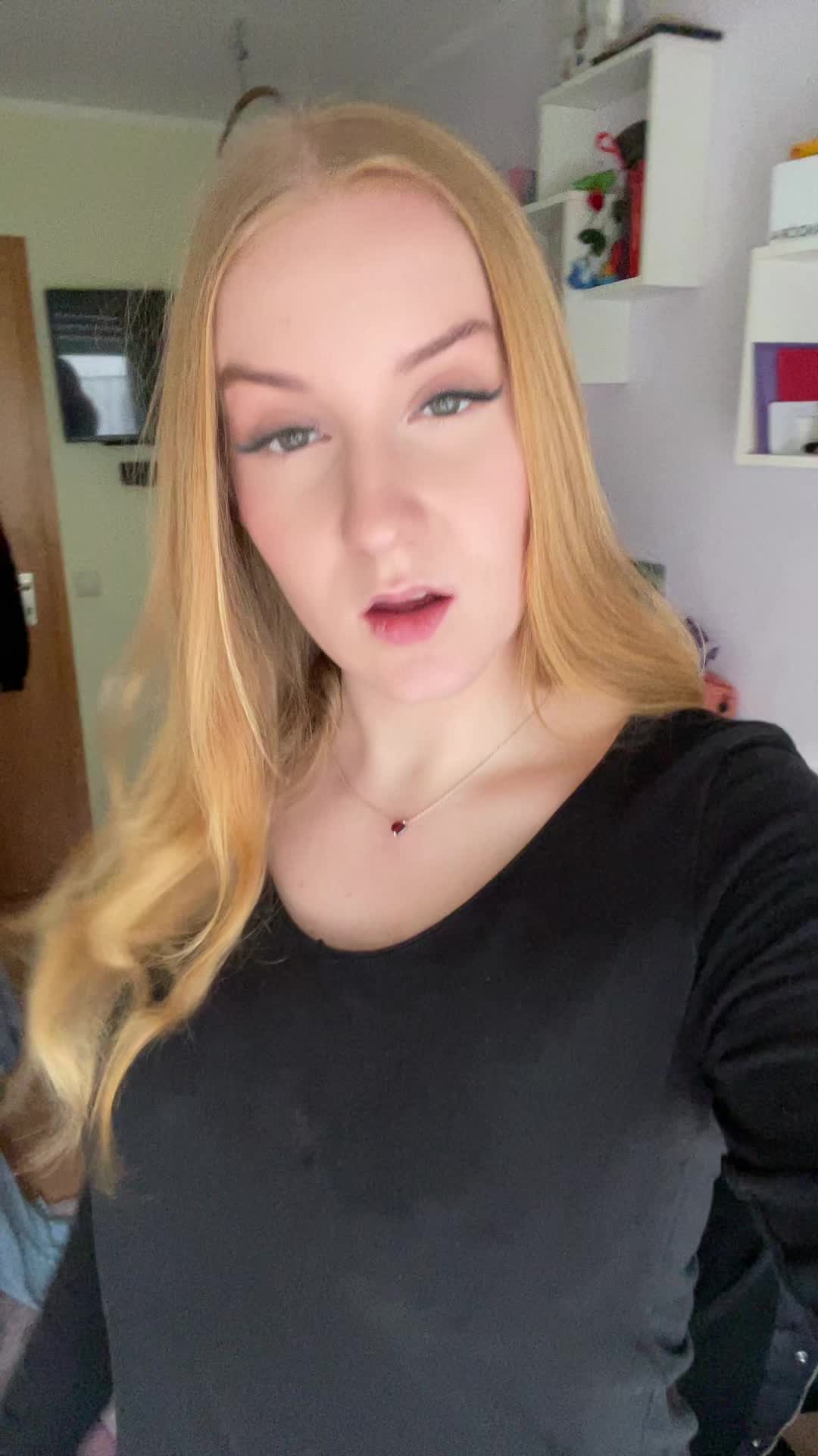 @Lilly<3