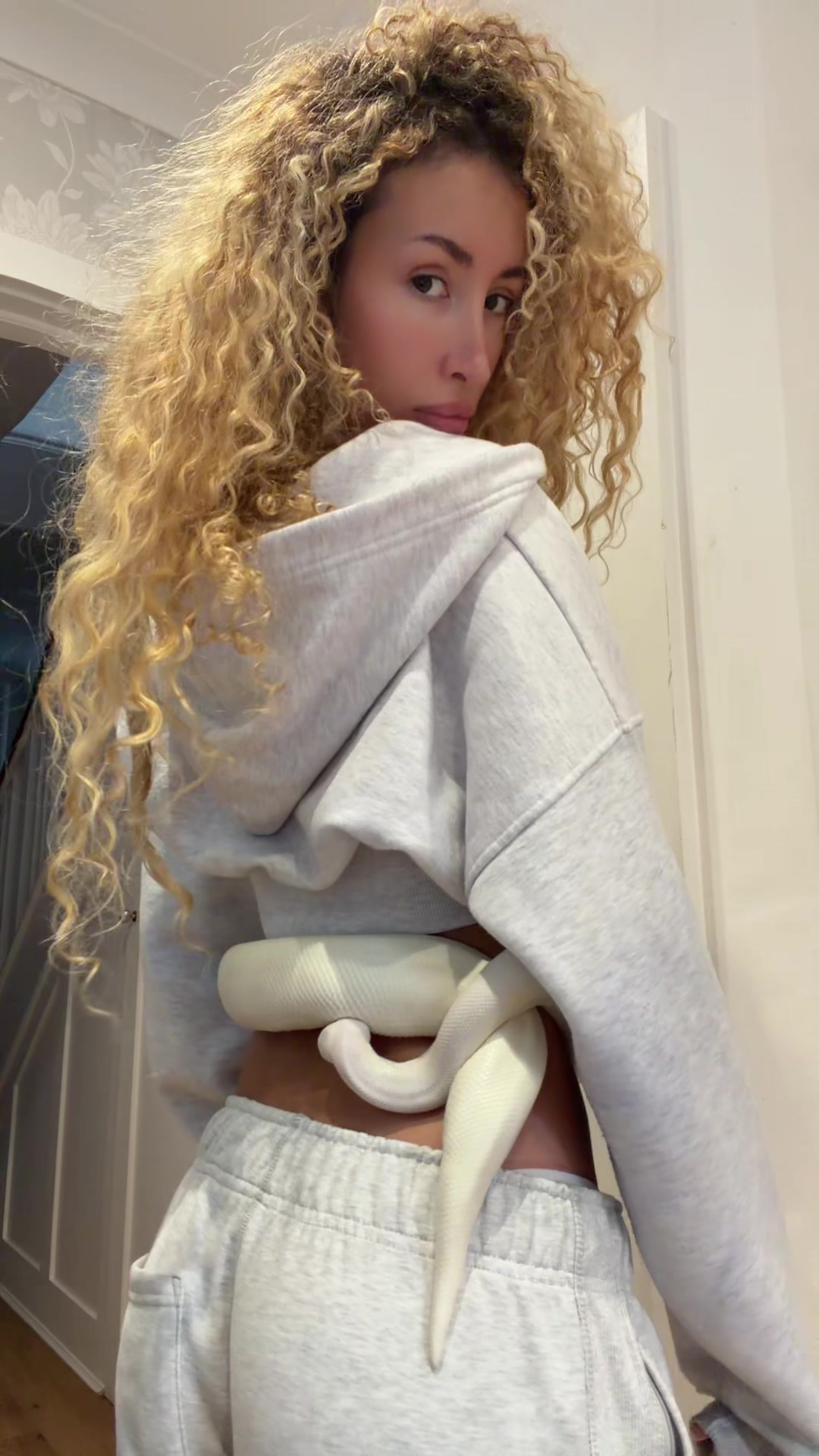 @Curly