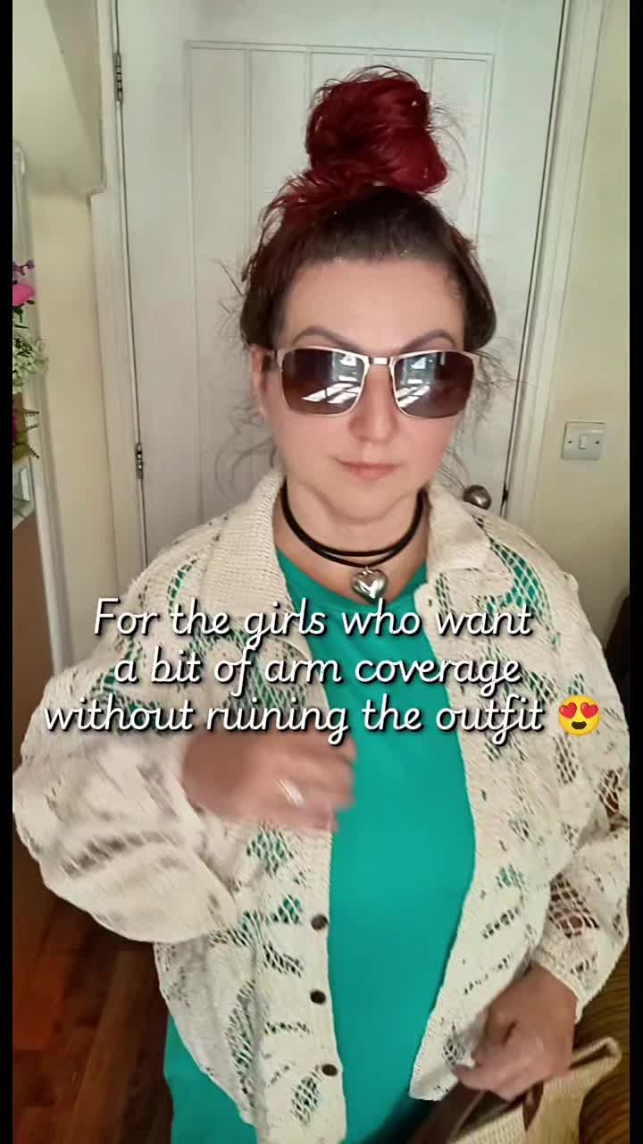 @lucybrogey