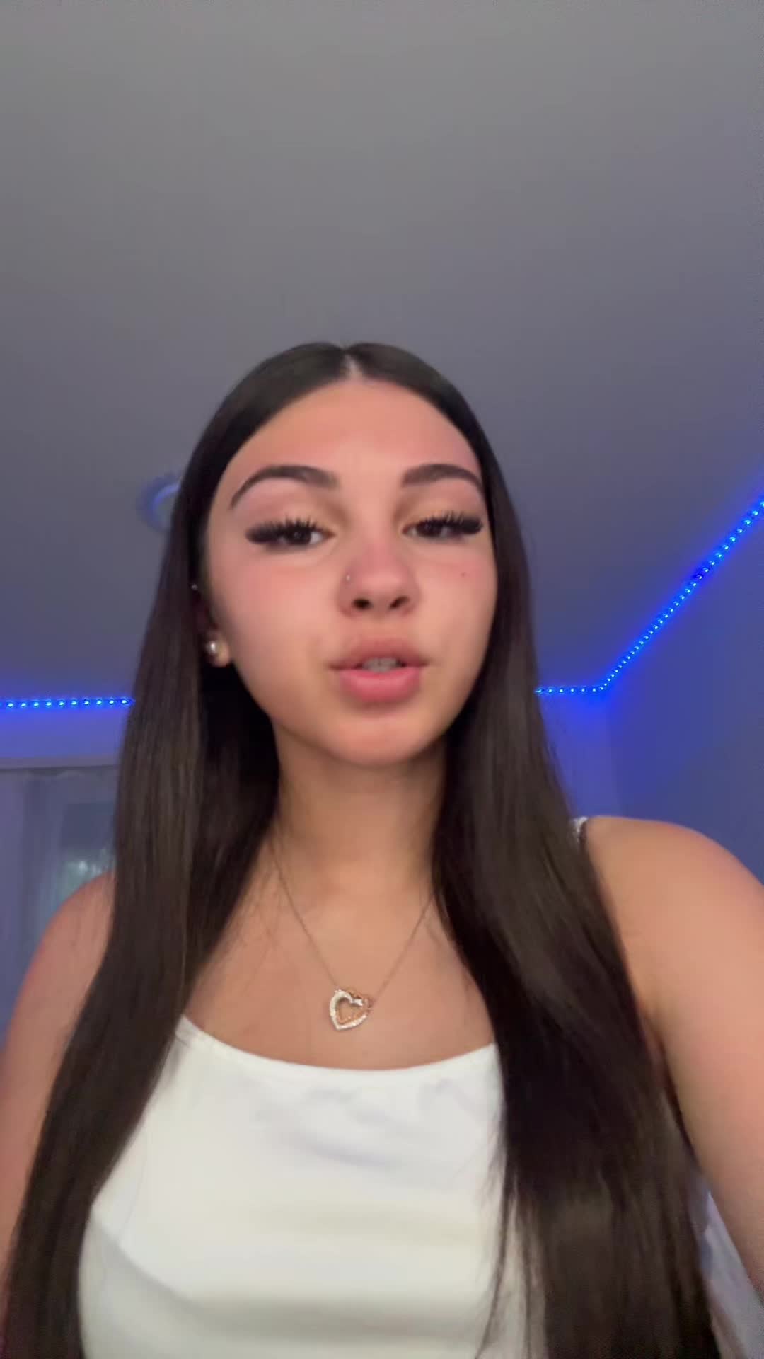 @Mayara