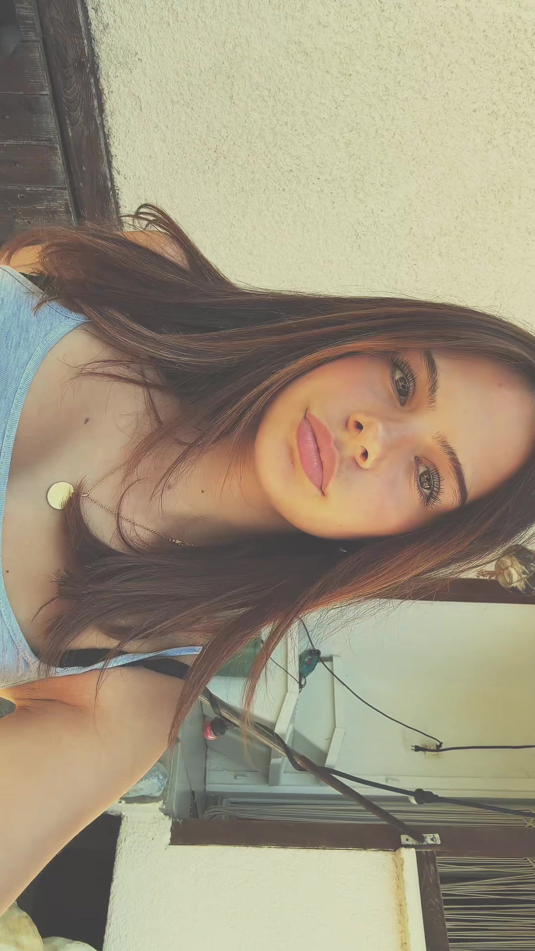 @Ellaaa