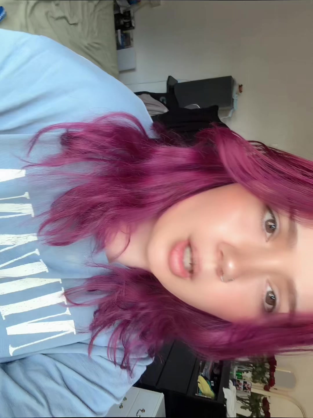 @𝐂𝐡𝐥𝐨𝐞 ꨄ︎
