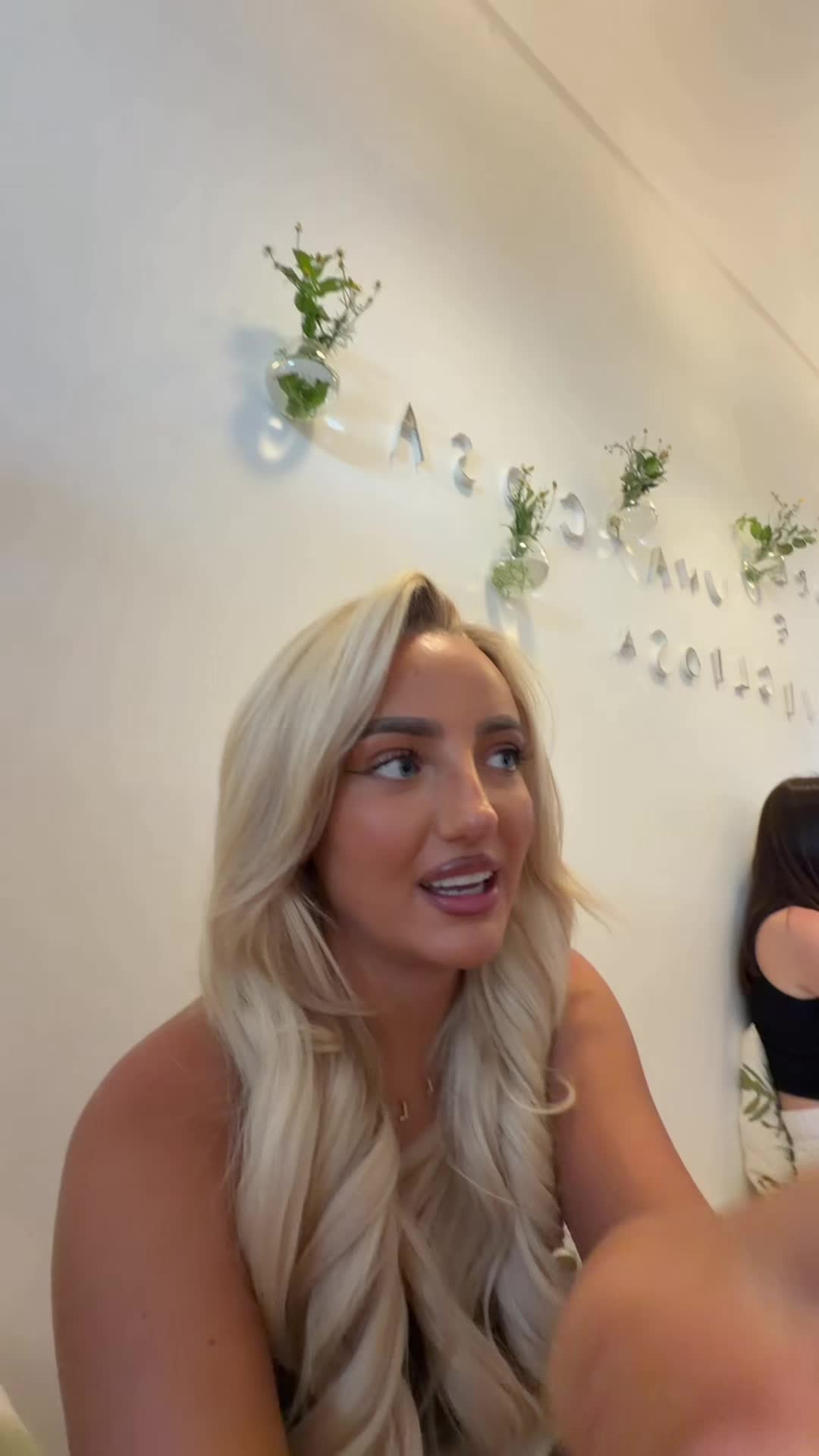 @ells🦋🦋🦋