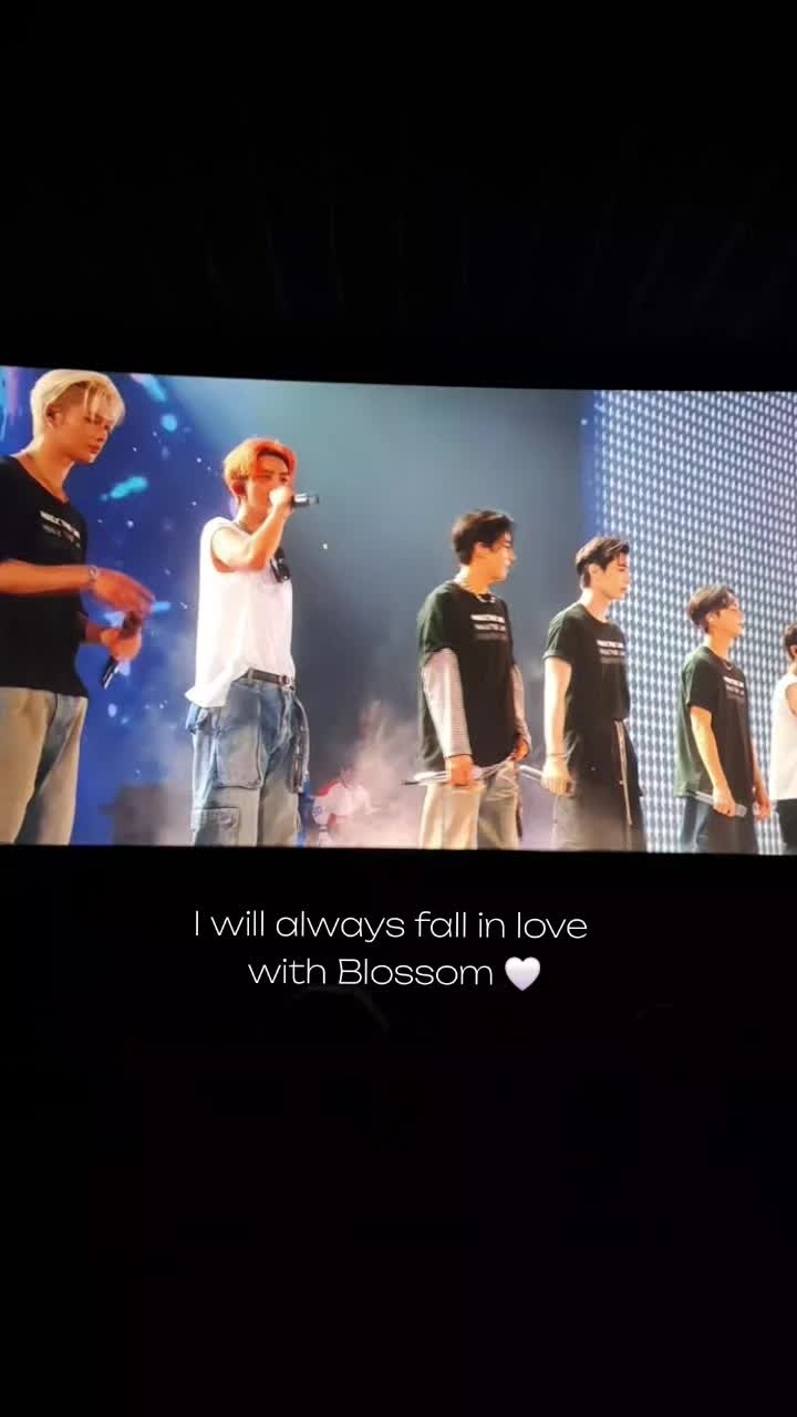 @ana♡︎ &sup1;⁰ &sup2;&sup3;