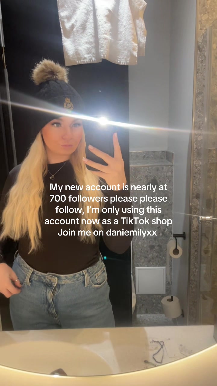 @daniemily1