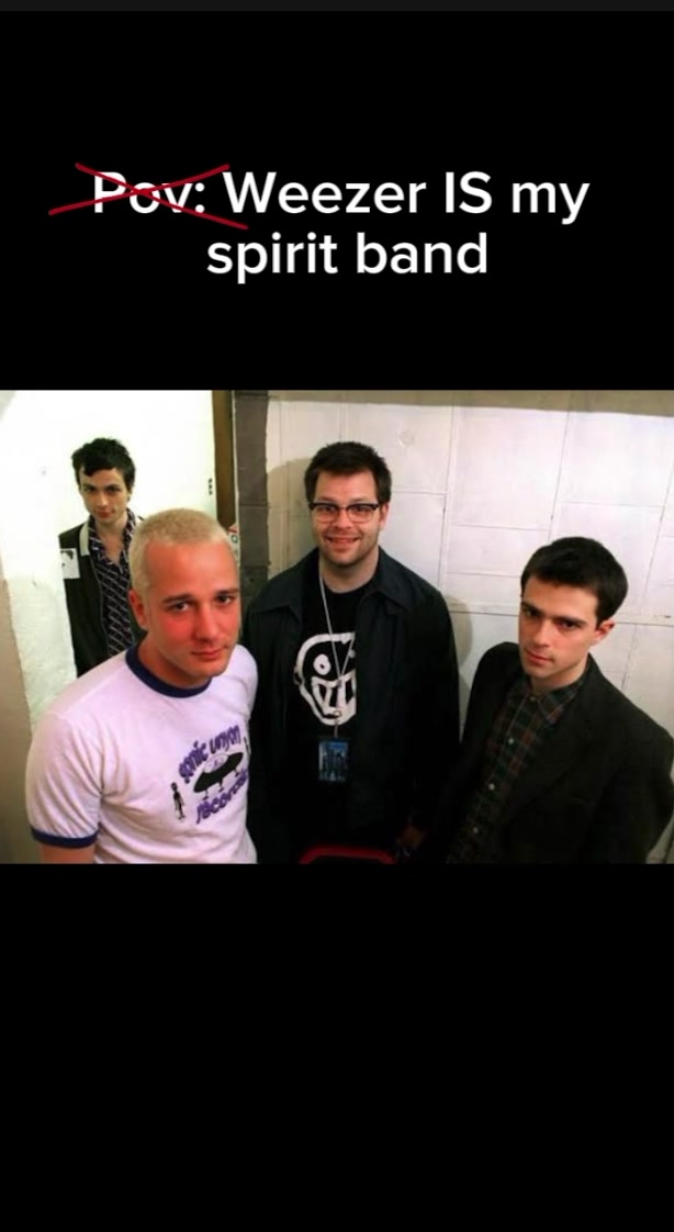 @WeezerFanpage