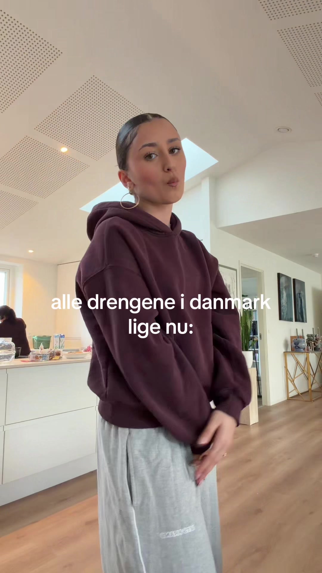 @lrajx