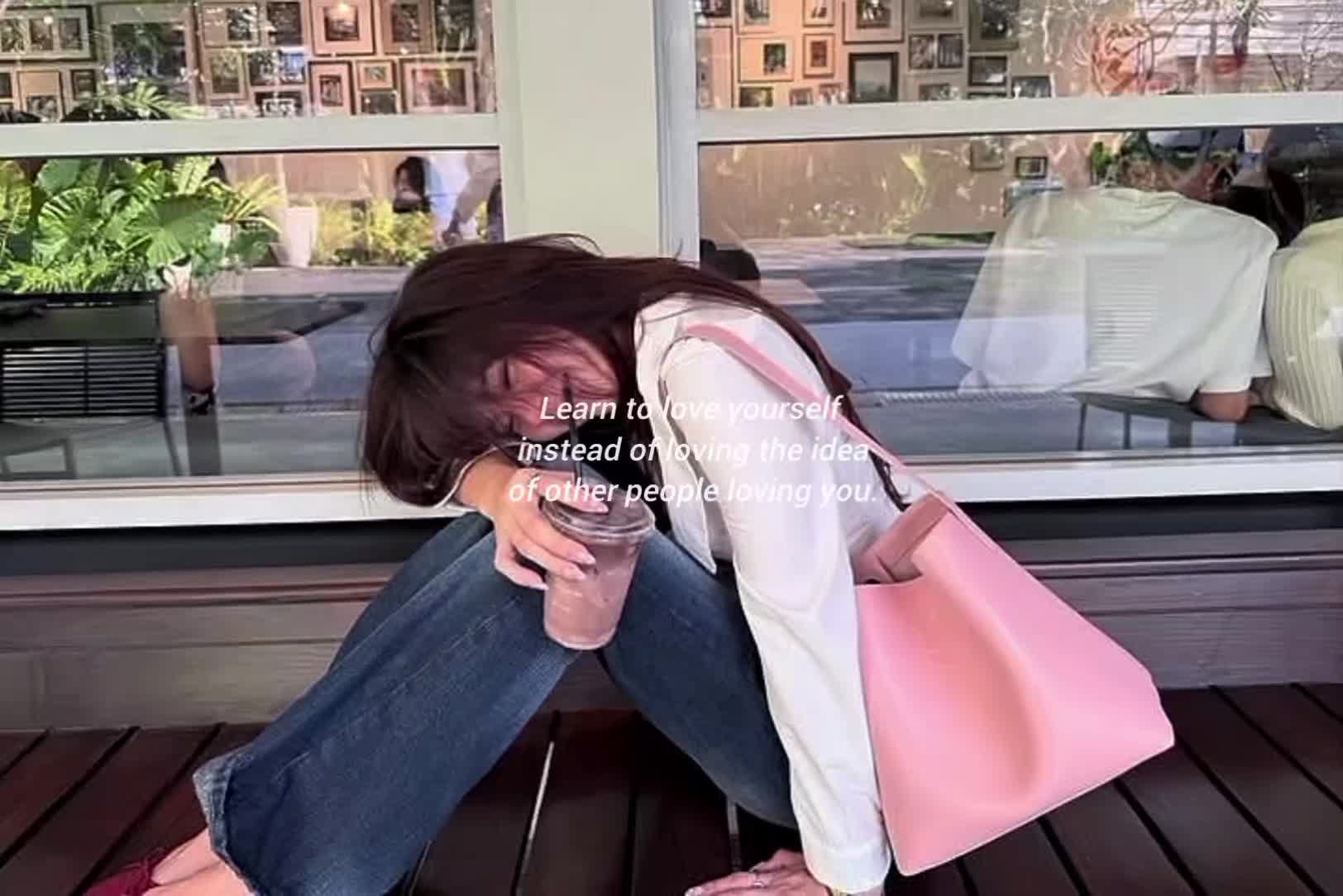@🖤