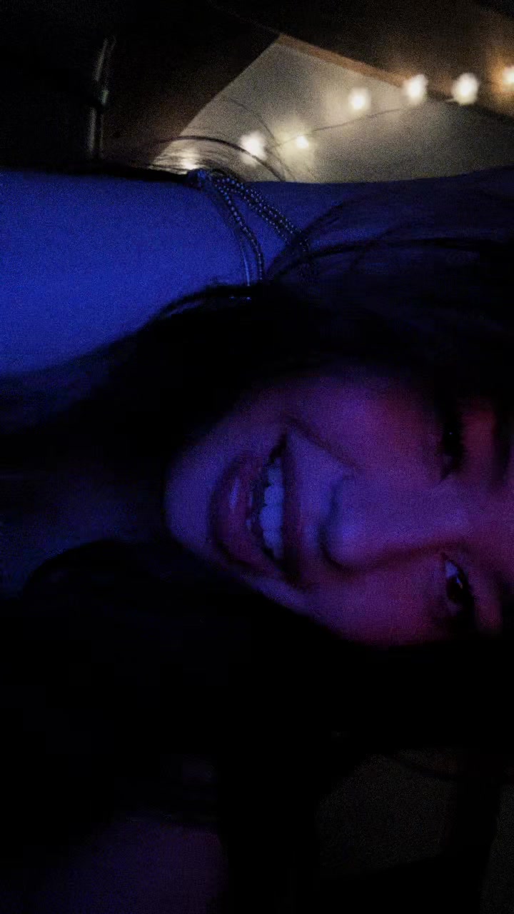 @christine_