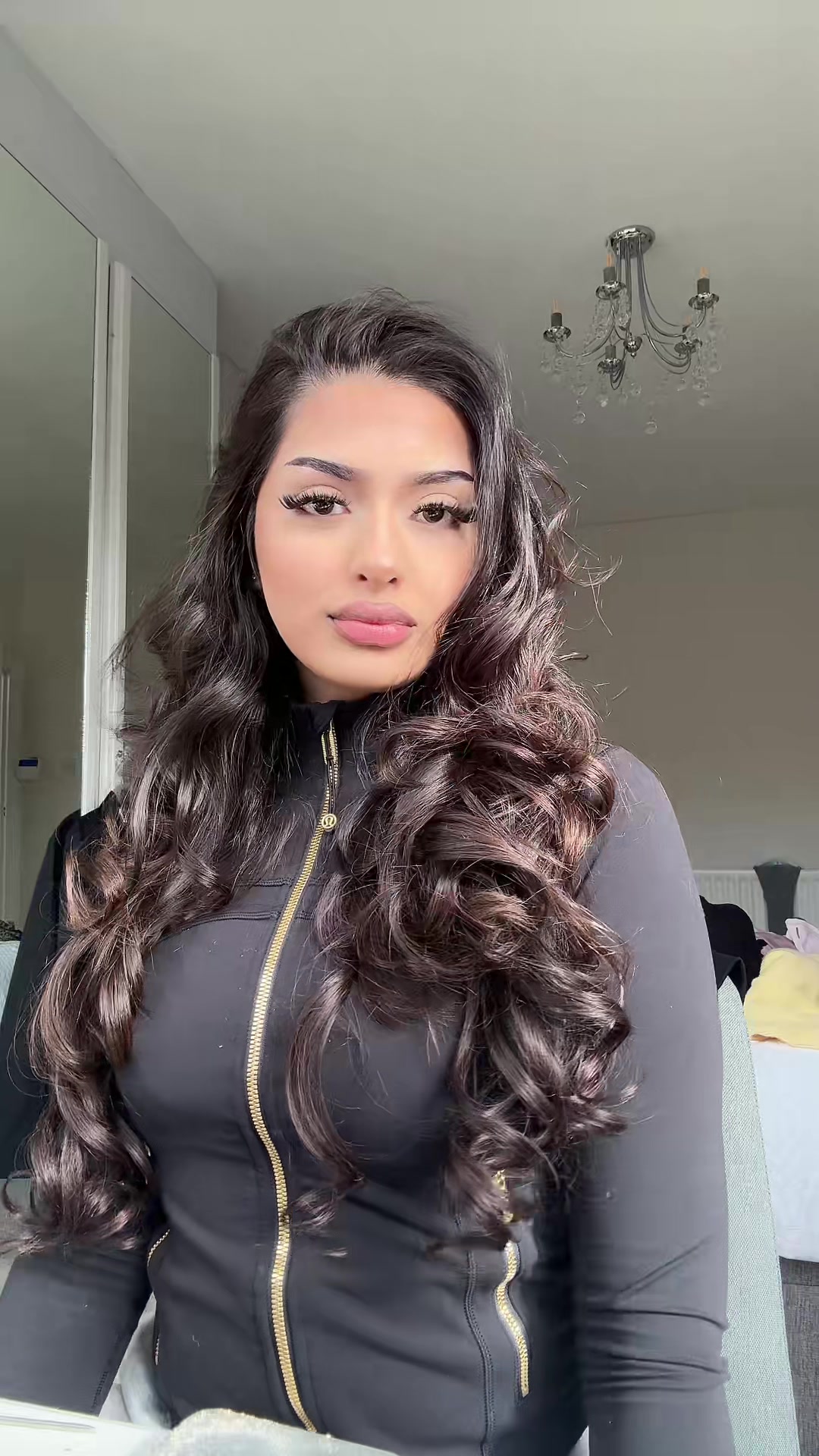@shr&iacute;