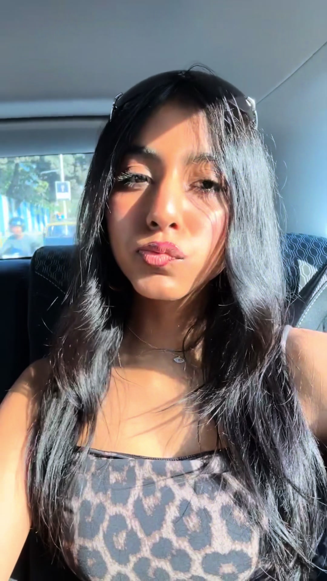 @sanika🌴