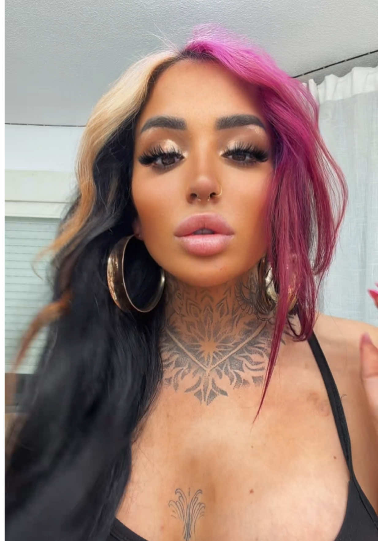 @Yolii