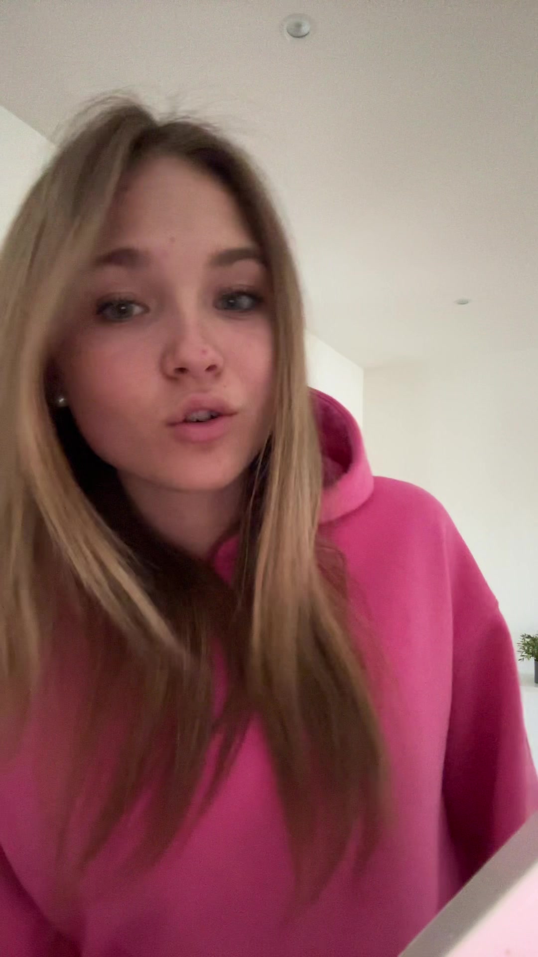 @Elle