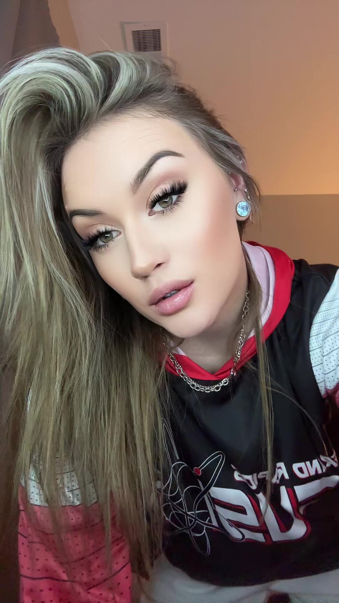 @Mal