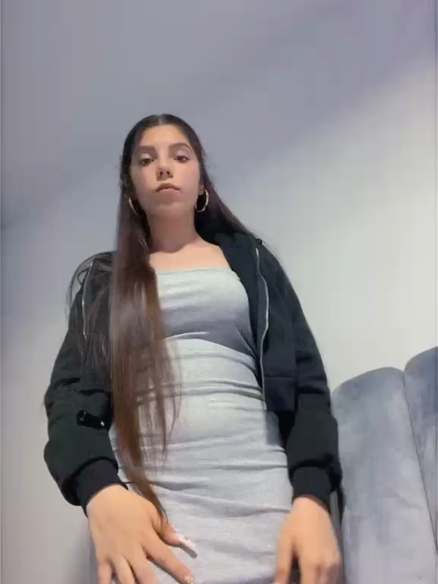 @_.izaaaa._