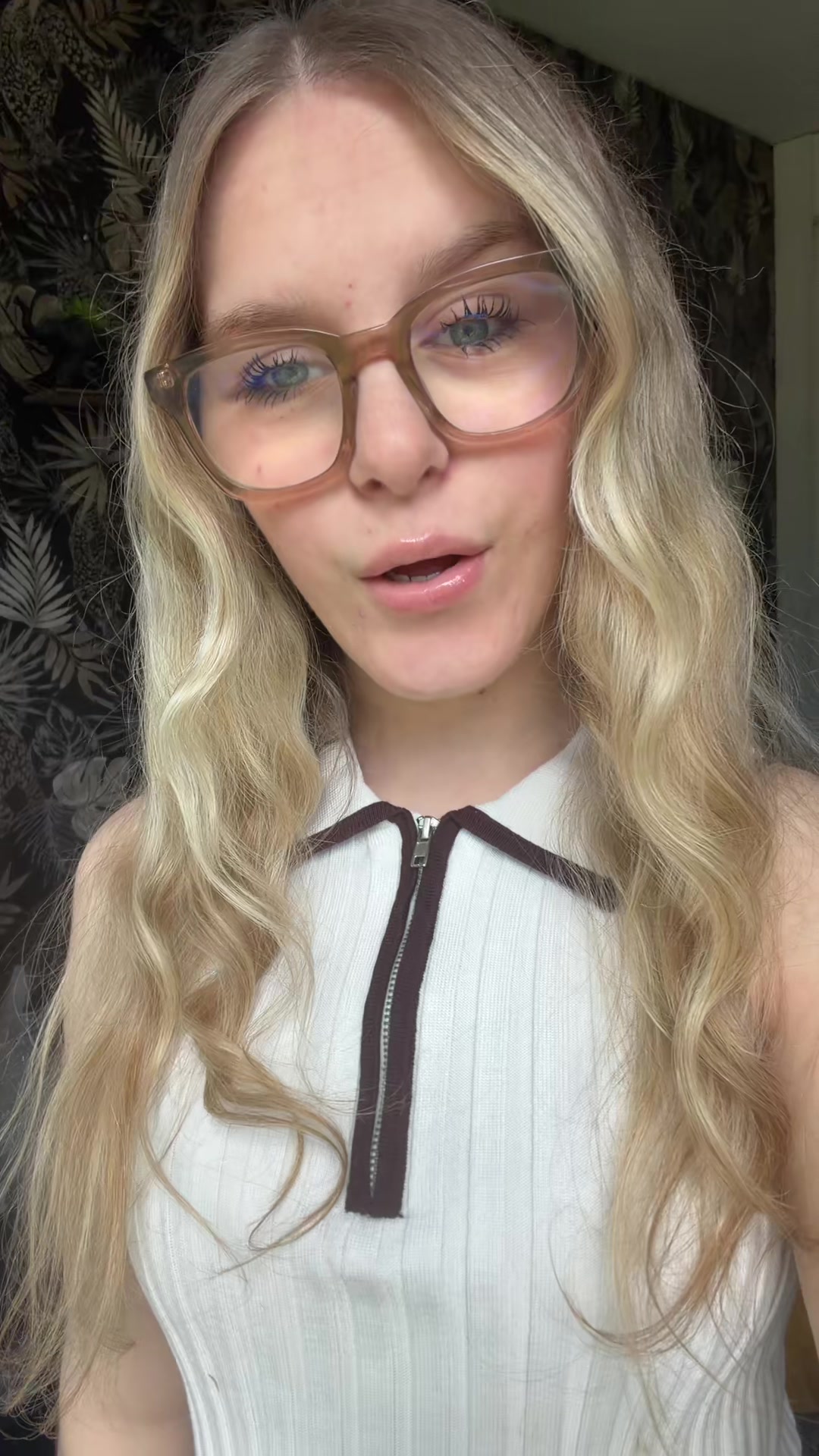 @Ellaaa