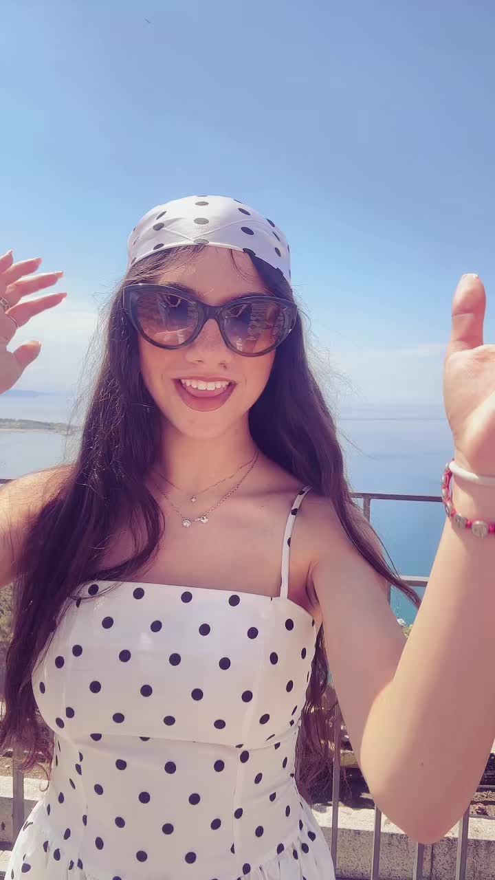 @Flavietta👧🏻
