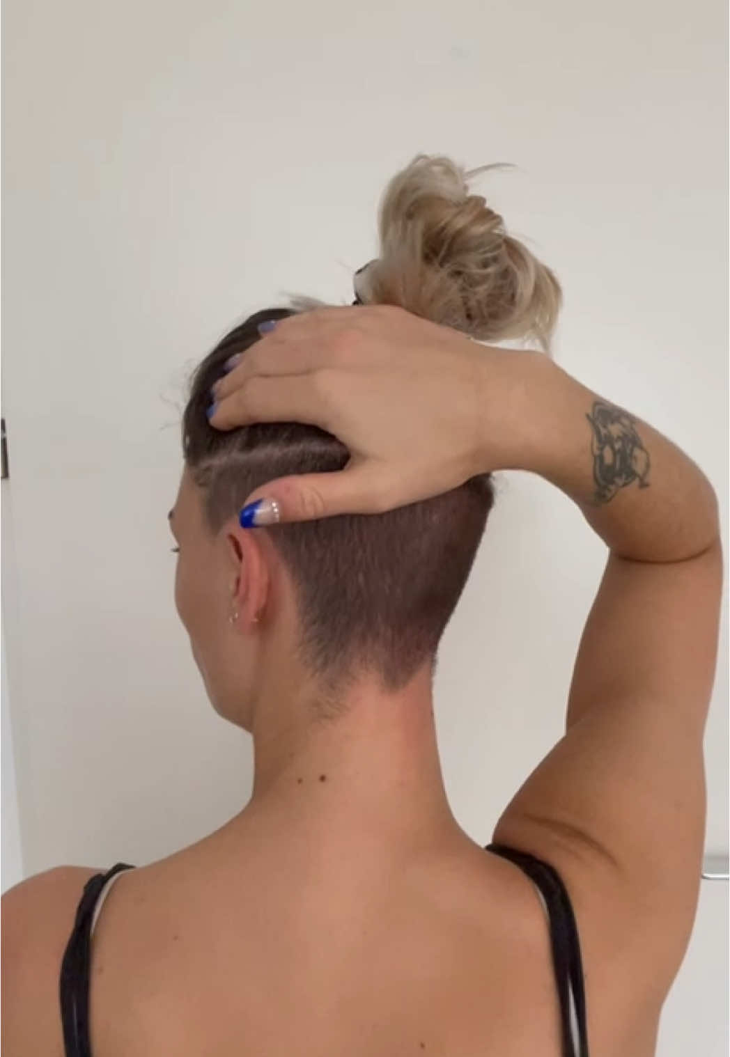 @Haircutgirls