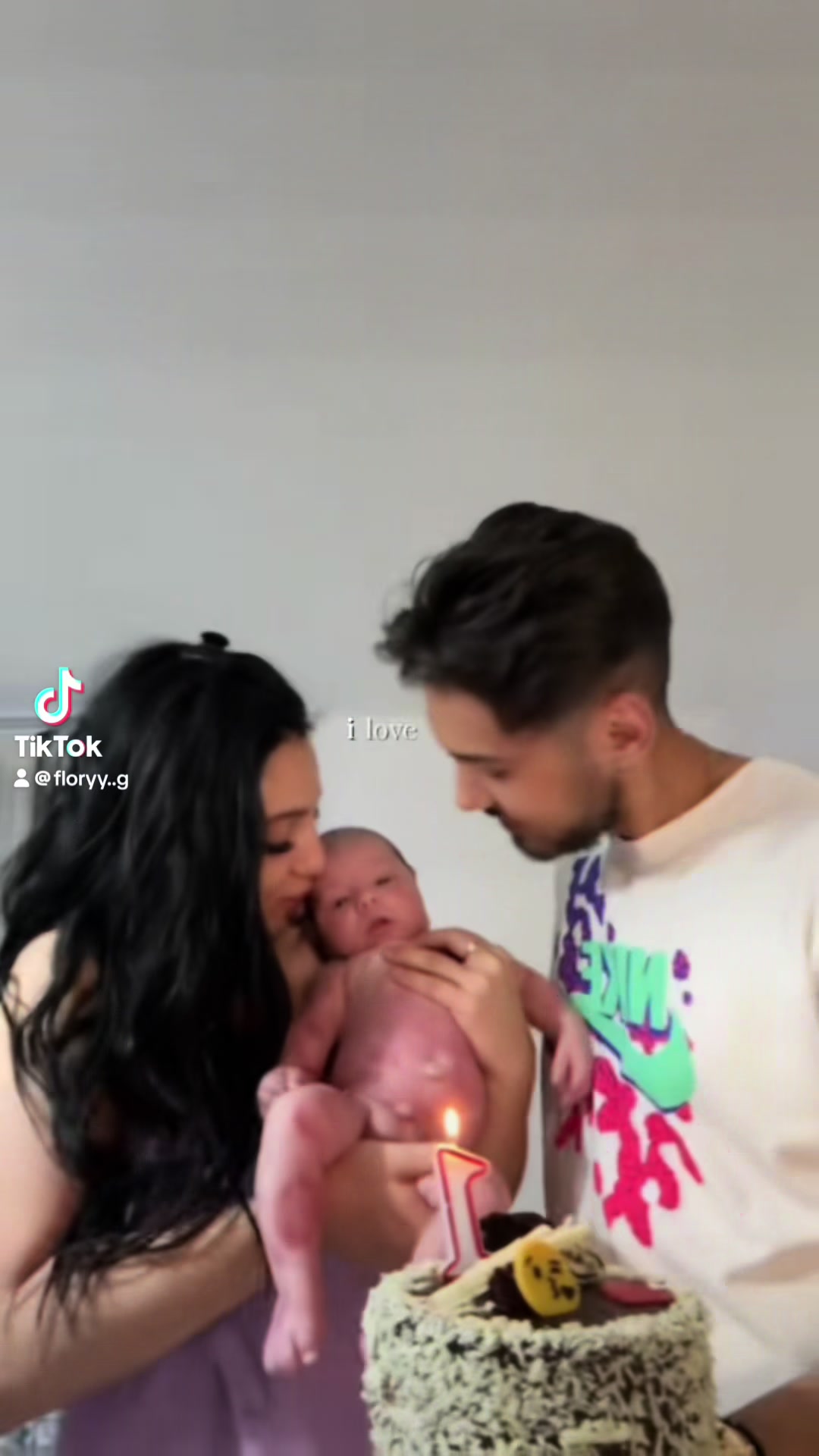 @FLORYY🧸