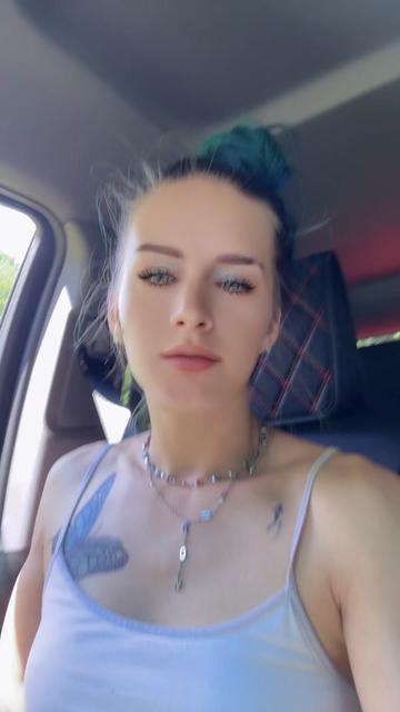 @Ťĩfffäñÿÿÿ! 🖤