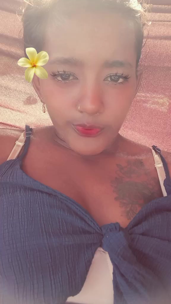 @yuhmansidechick