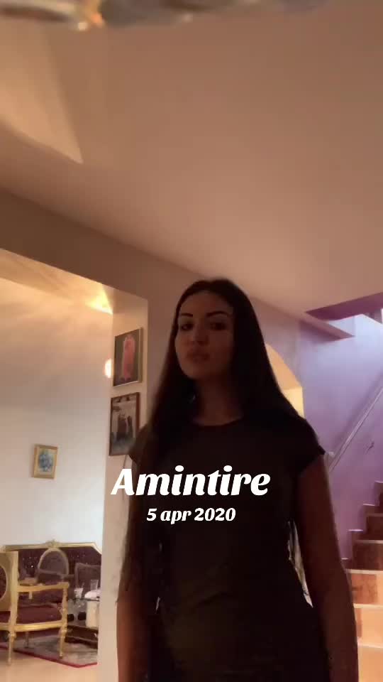 @nicoleonu