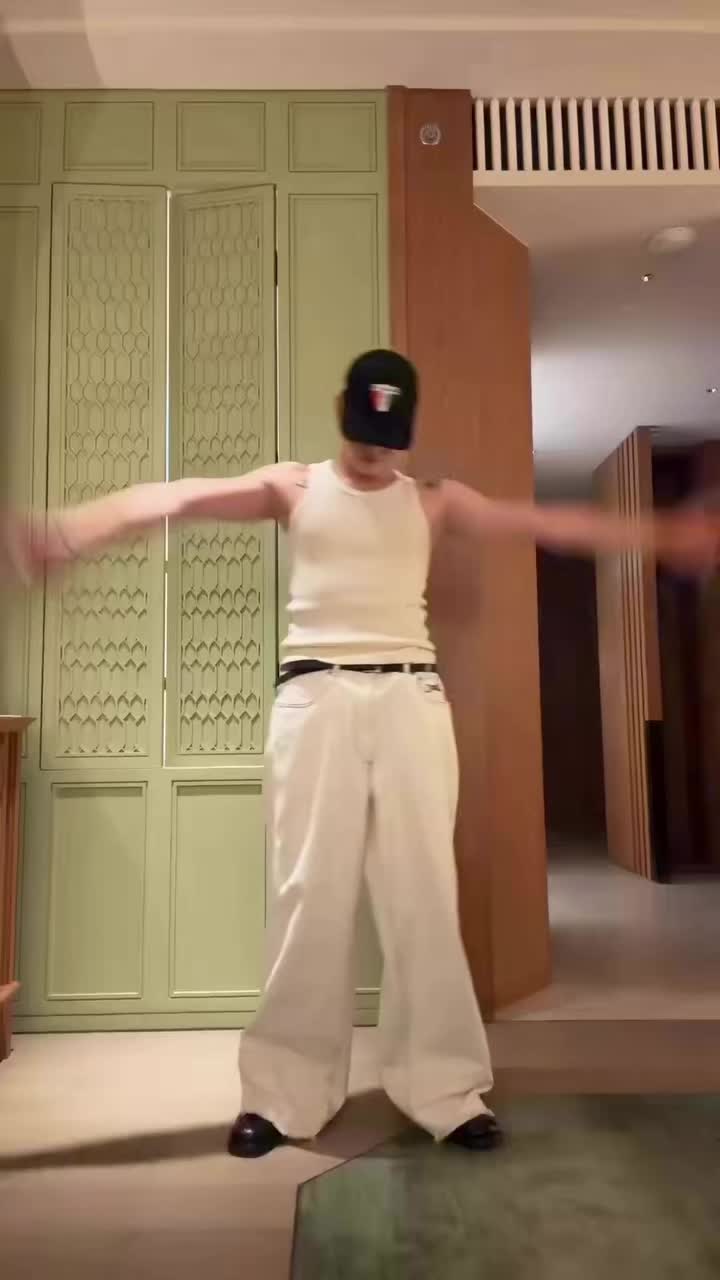 @Christina ๐