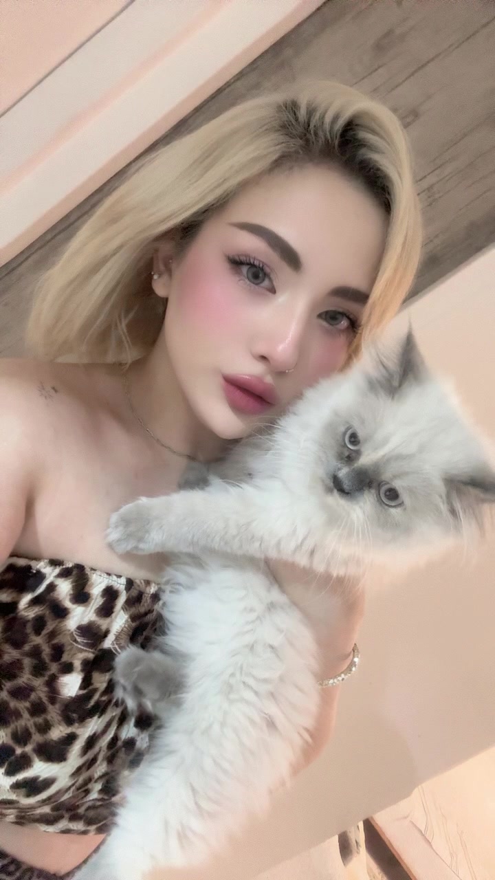 @Kiana
