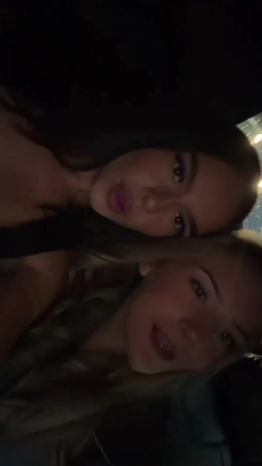 @lillyfingleton