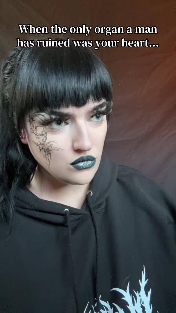 @Éírí 🦇