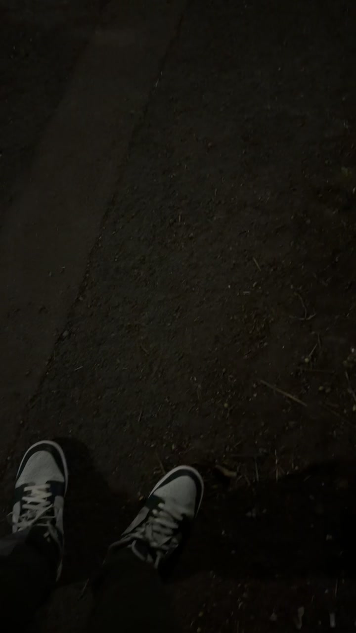 @Dee