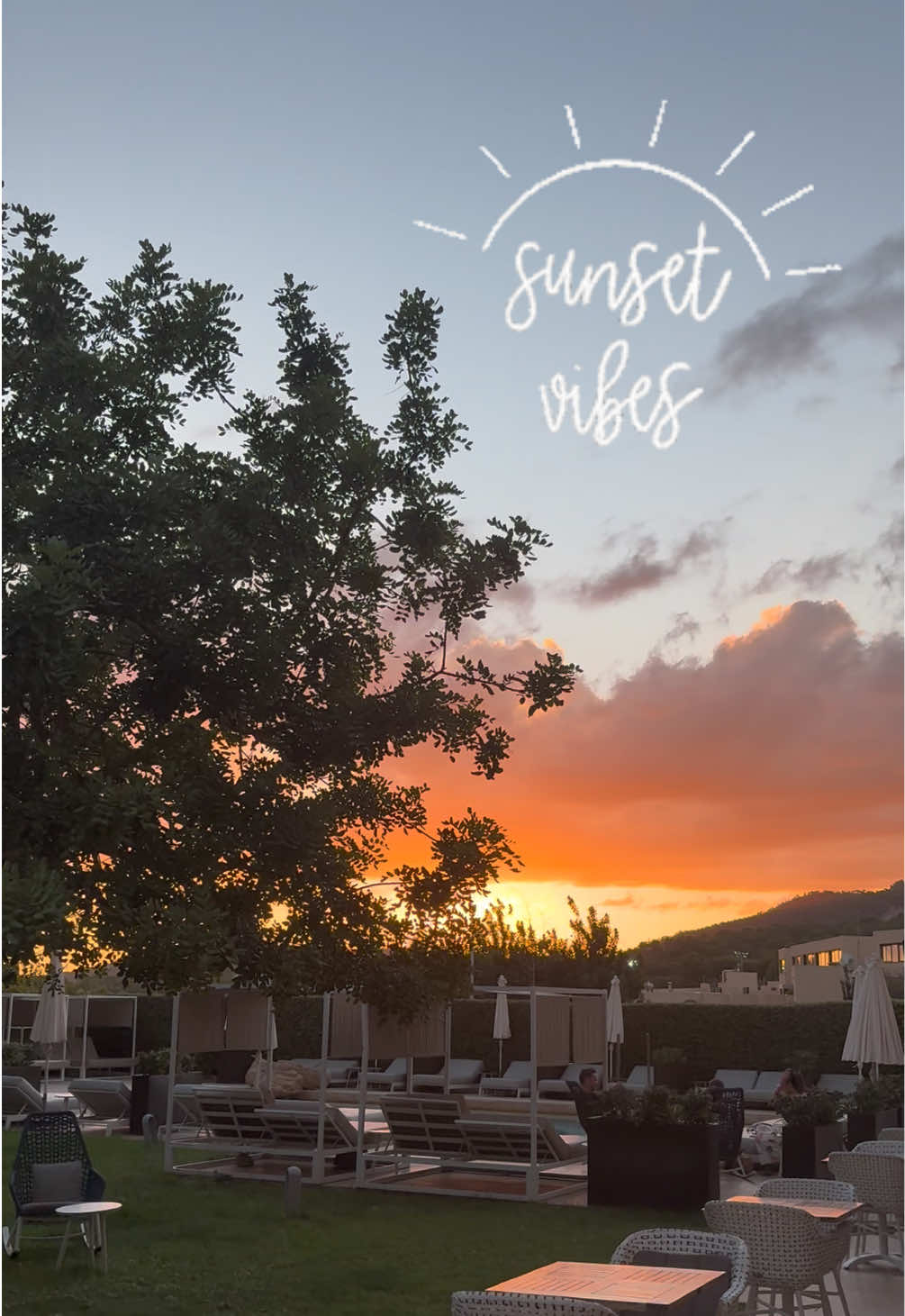 @Becki ๐ค loves to travel โ๏ธ