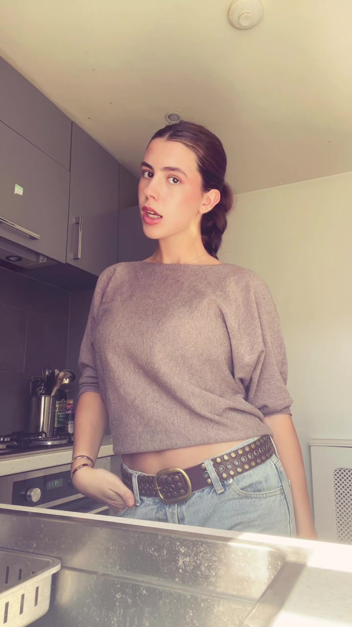 @Lara