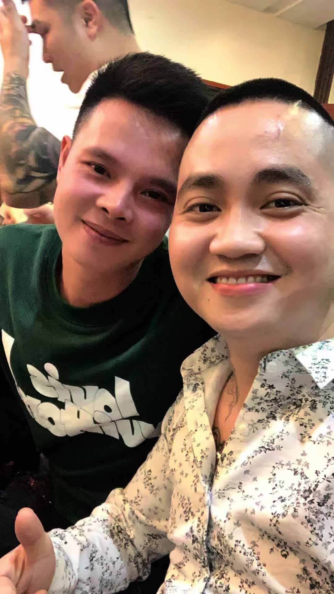 @Phi Long