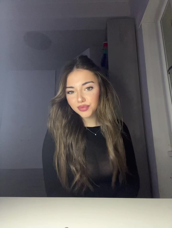 @𝑨𝑼𝑹𝑶𝑹𝑨