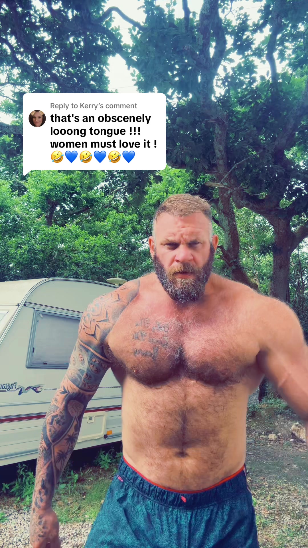 @AussieManAdventures