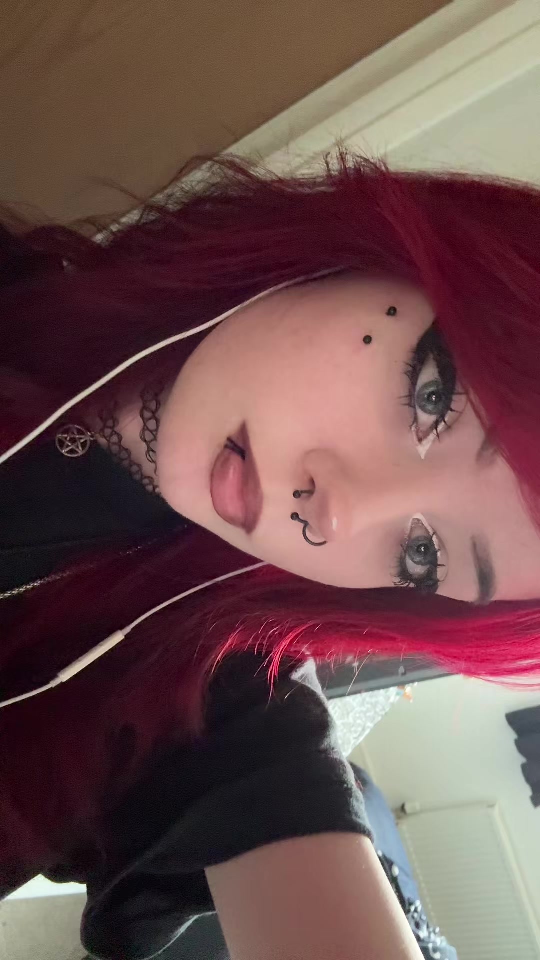 @♰ 𝖑𝖆𝖞𝖑𝖆 ♰